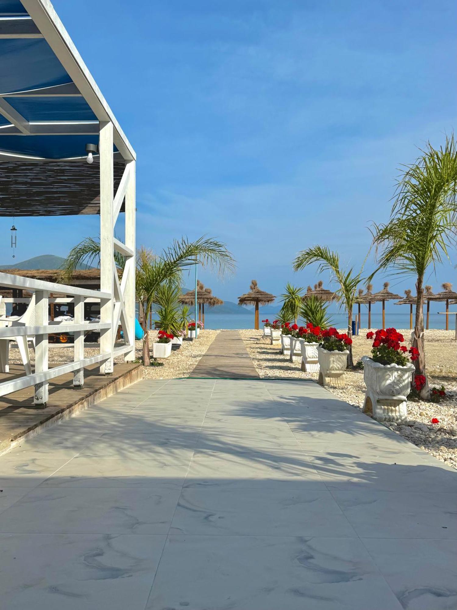 Blue Paradise Hotel Orikum Extérieur photo