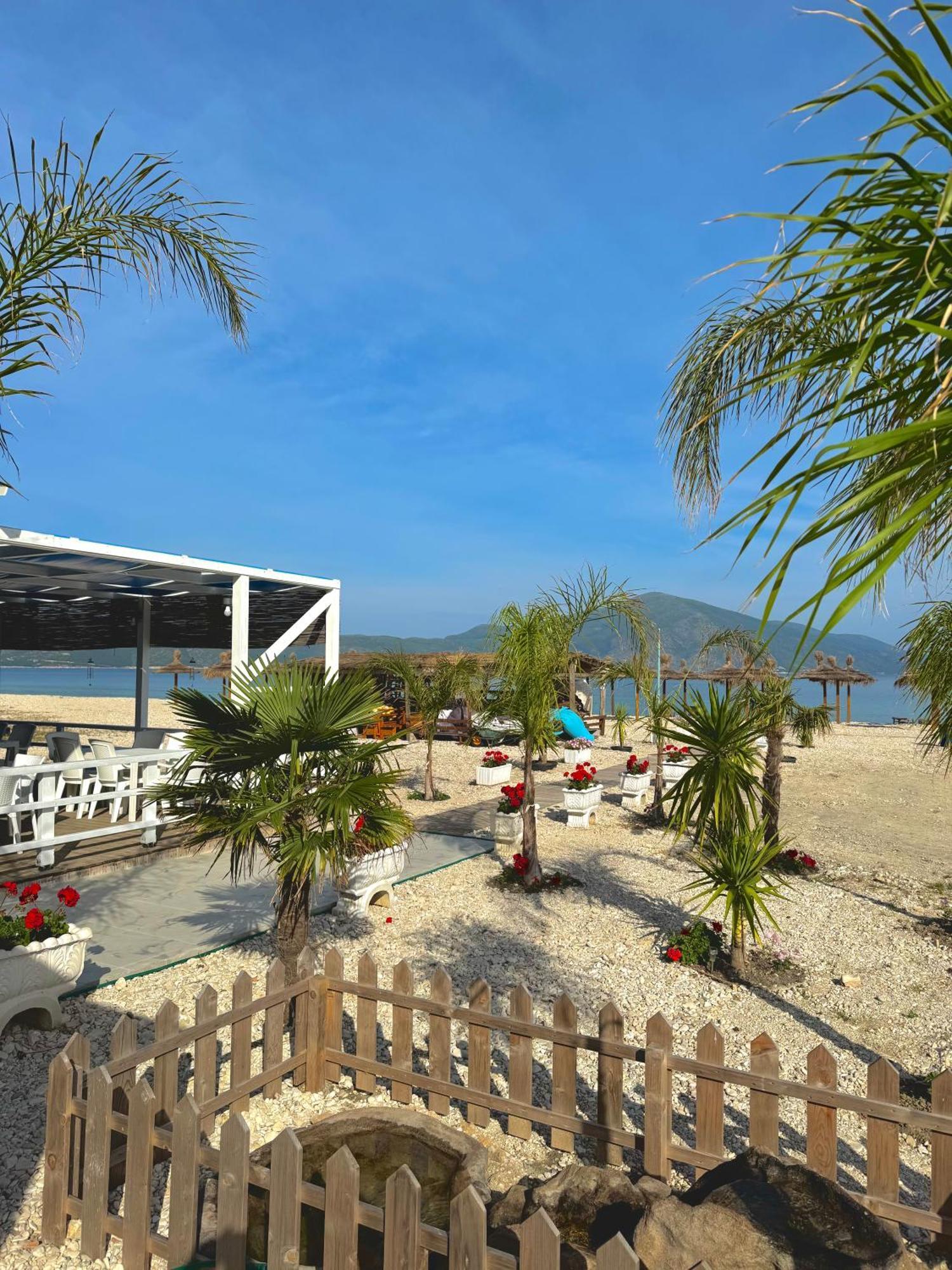 Blue Paradise Hotel Orikum Extérieur photo